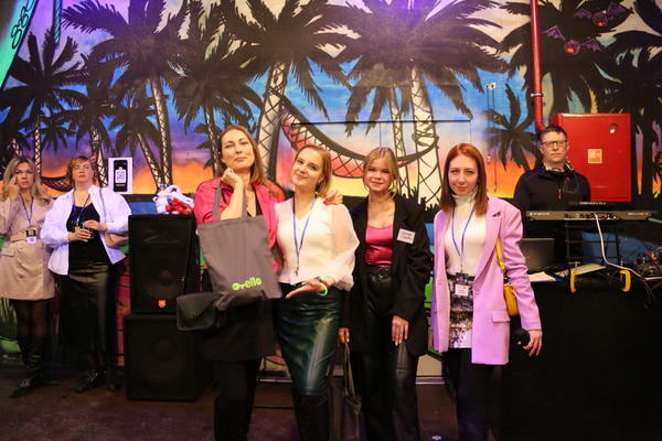 Отельная Нетворкинг Елка