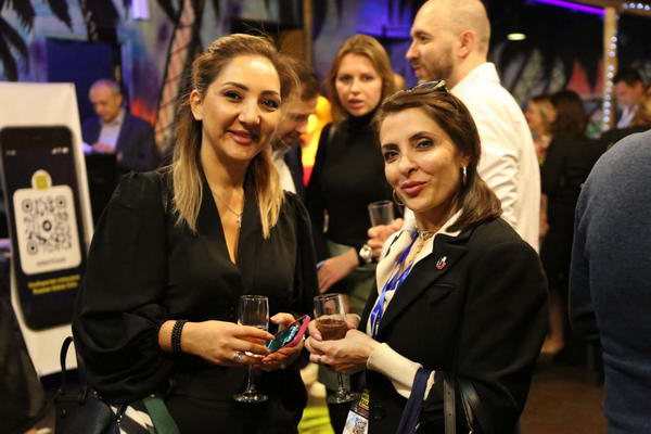 Отельная Нетворкинг Елка