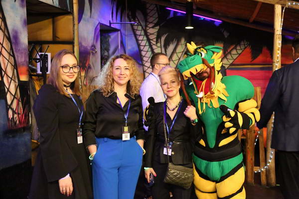 Отельная Нетворкинг Елка