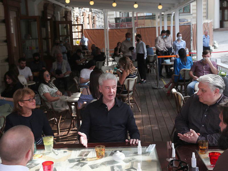 Собянин, 16 июня в Москве открылись веранды ресторанов и кафе